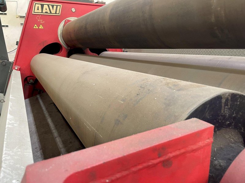 DAVI / Promau 16-inch Diameter CNC Plate Rolling/Bending Machine Model: MCB 3045