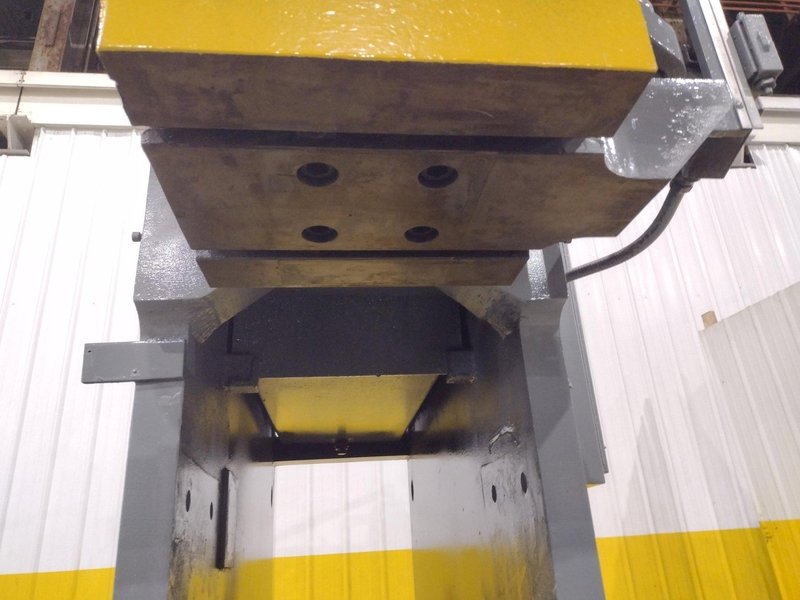 200 TON PACIFIC MODEL #200PF PRESSFORMER HYDRAULIC PRESS: STOCK #19201