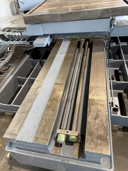 4" DAEWOO MODEL #D11ORT TABLE TYPE HORIZONTAL BORING MILL, #50 TAPER: YOBRO #25782