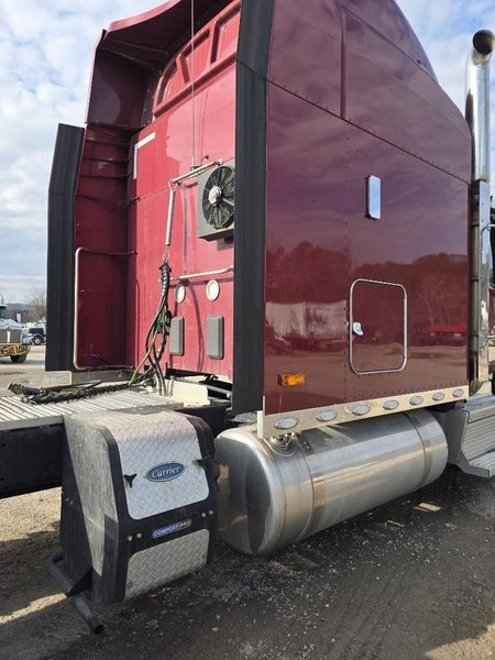 2022 Peterbilt 567 804181