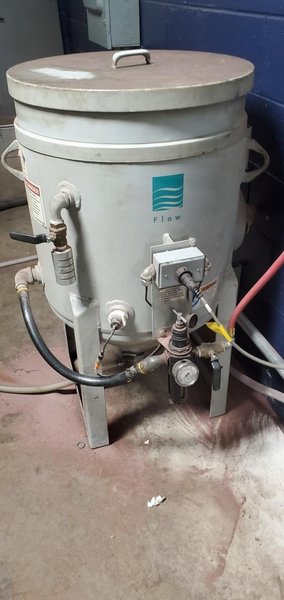 13′  x 8′ Flow Mach 3 Waterjet, 2012 – 87,000 PSI