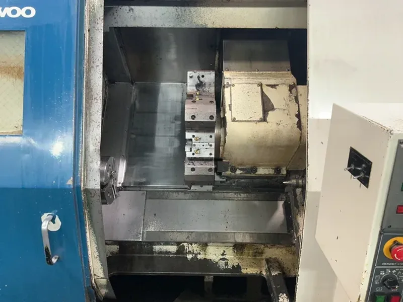 Daewoo CNC Lathe - Puma 8hc