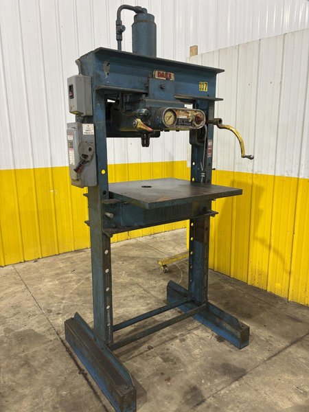 50 TON DAKE MODEL #5-050A ELECTRIC HYDRAULIC H-FRAME PRESS: STOCK #23672