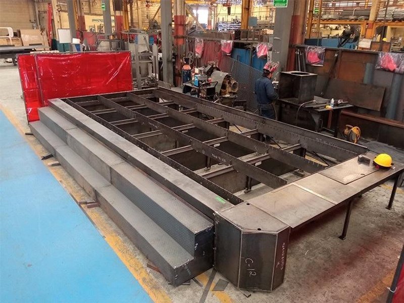 8′ x 20′ Komatsu TFPL08 6 Series 2 in 1 Plasma Oxyfuel Cutting System, 2023