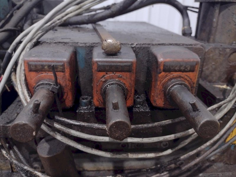 12" WIDE COLT AUTOMATION MODEL #CERFS 25 12 STRAIGHTENER SERVO FEEDER &amp; REXROTH CONTROLS: YOBRO #24290