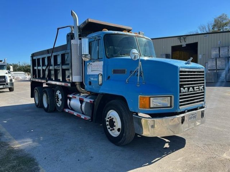 Mack CH613 Dump Truck, 1997