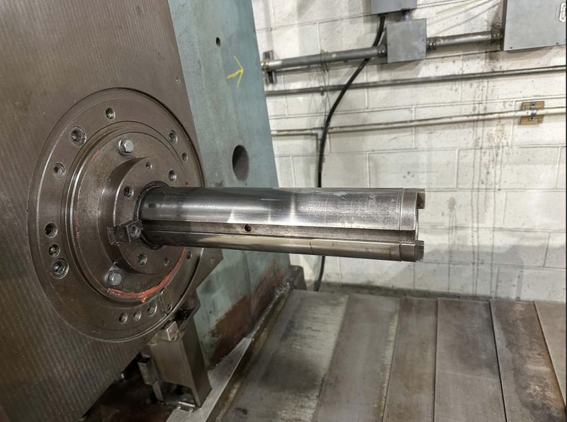 3.5" TOS MODEL #W9 ROTARY TABLE HORIZONTAL BORING MILL 1980 : YOBRO 25160