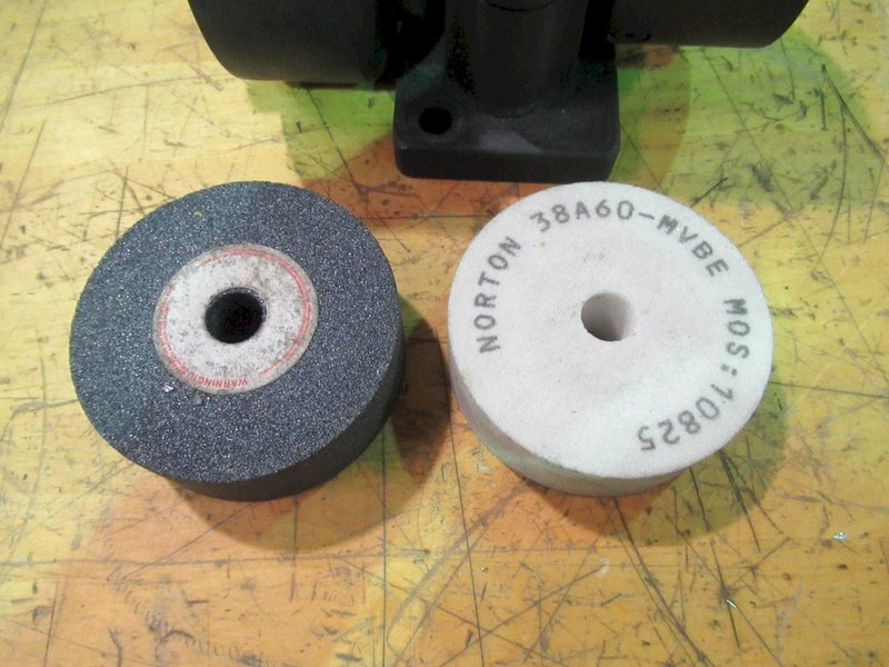 Norton 3597 Pacesetter Brake Controlled Truing Device - Auction Item