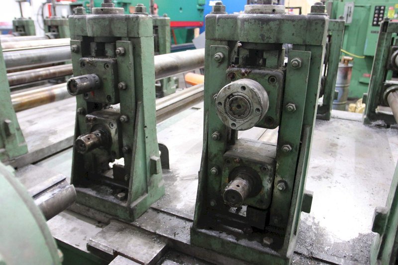 13 STANDS X 3&quot; X 44&quot; BRADBURY ROLLFORMER: STOCK #69558