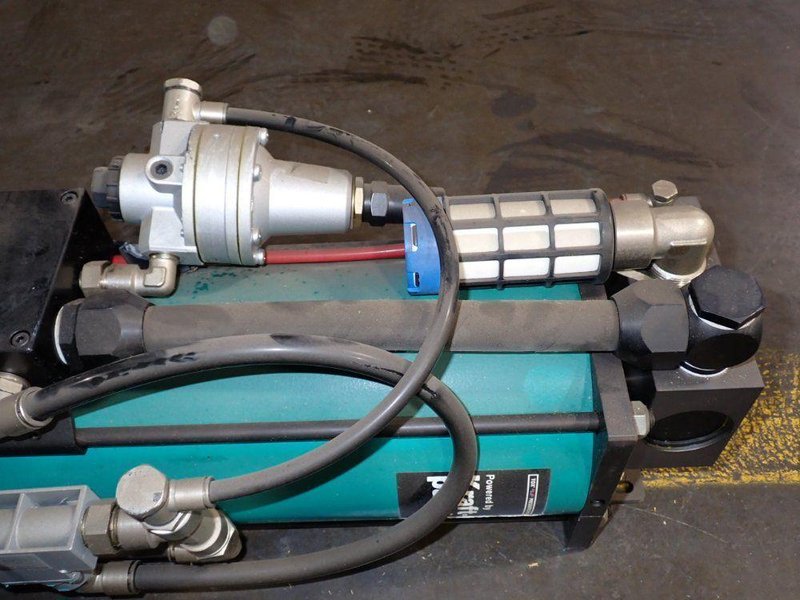 TOX PRESSOTECHNIK INTENSIFIER   -  ES160.100.134.41.A.005