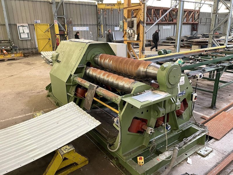 Pinchart Deny punching press + Lisse CBC 1250 x 8 mm