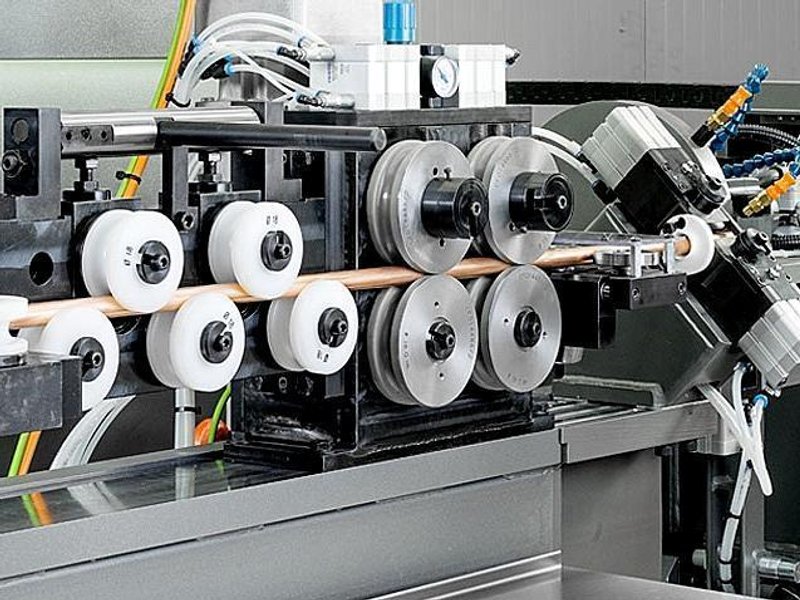 BLM 3-RUNNER Electric CNC Tube Straightening &amp; End Forming System