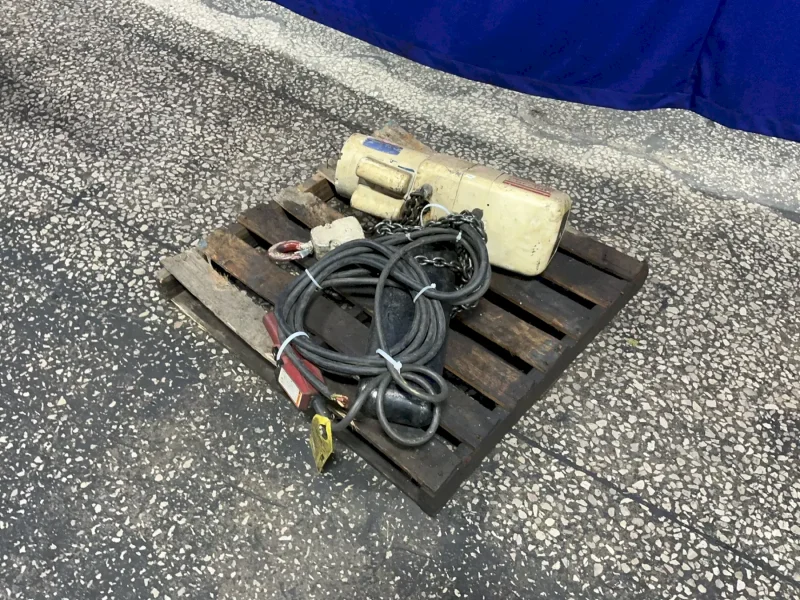 COFFING 2 TON CHAIN HOIST