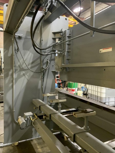 240 TON X 10' BETENBENDER HYDRAULIC PRESS BRAKE: STOCK #80836