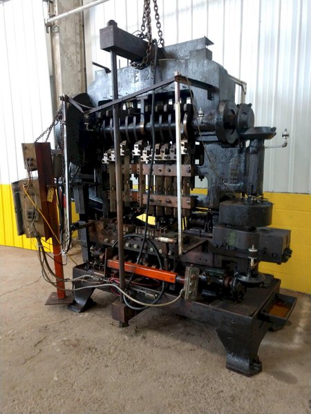 WATERBURY FARRELL 2010 EYELET TRANSFER PRESS: STOCK #12104