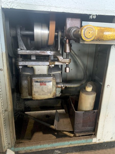 10" X 22" SOUTH BEND PRECISION SHOP LATHE. STOCK # 0746523.