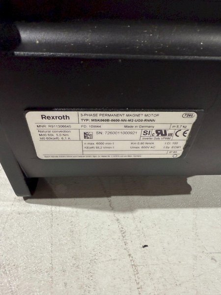REXROTH MSK060B-0600-NN-M2-UG0-RNNN SERVO MOTOR NEW NO BOX