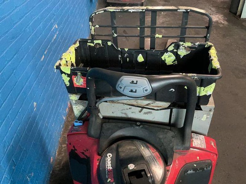 Raymond  8000 Lbs  Electric Pallet Jack  - 8410