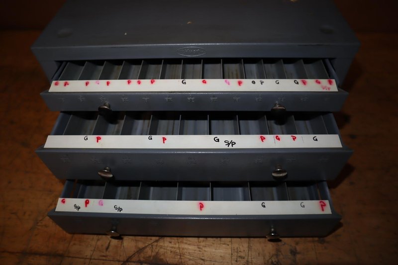 Huot 3-Drawer 1/16 - 1/2 Fractional Jobber Drill Index- Auction Item