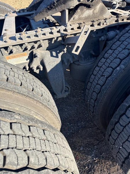 2020 Freightliner Cascadia 1FUJHHDVXLLLC1679