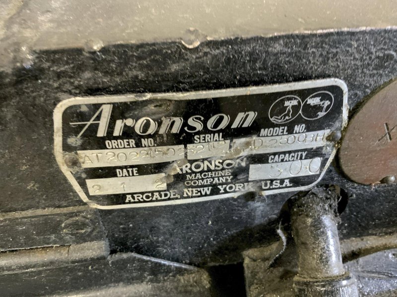 2500 LB ARONSON WELDING POSTIONER: STOCK #81385