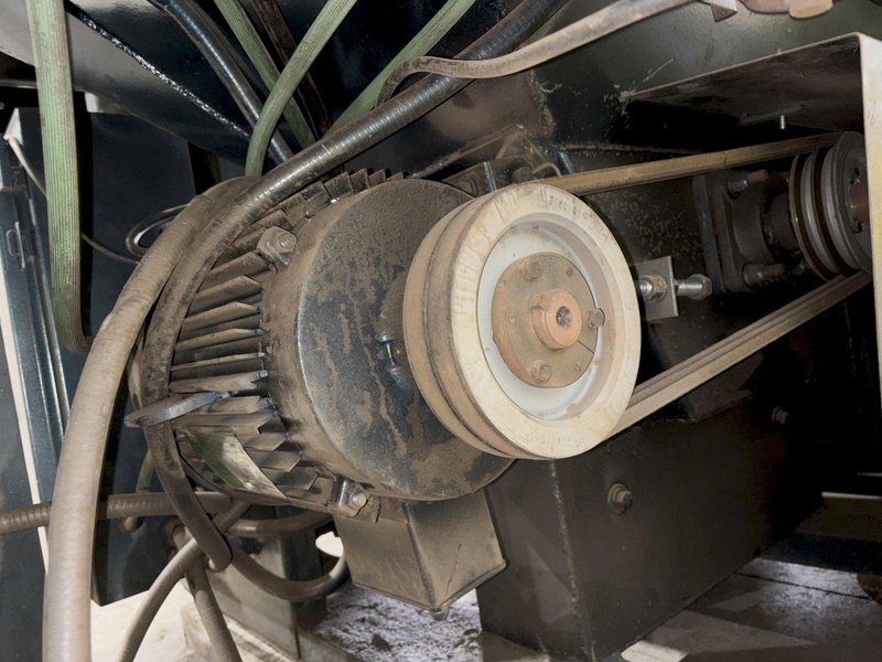 30&quot; x 68&quot; LS INDUSTRIES SHOT BLAST MACHINE WITH DUST COLLECTOR, FOR PROPANE TANKS: STOCK #22767