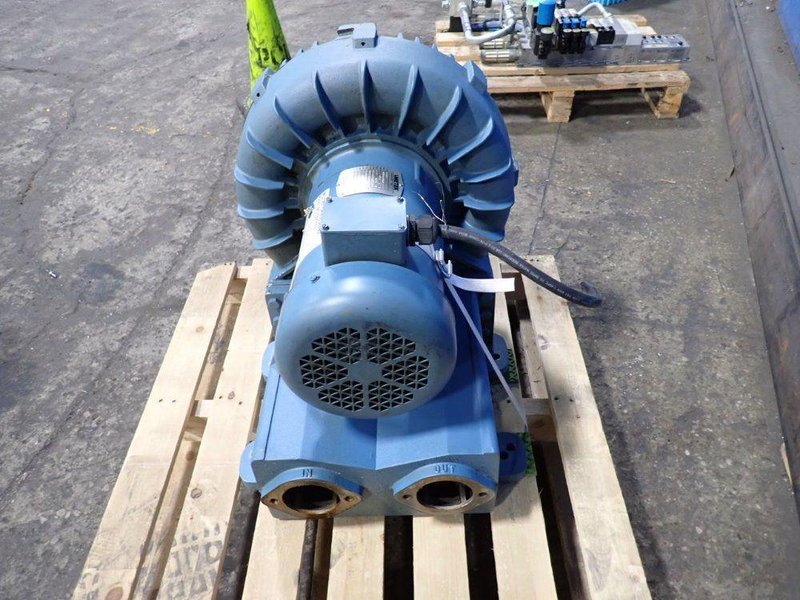 AMETEK 2.8 HP BLOWER  -  DR808D89MXA