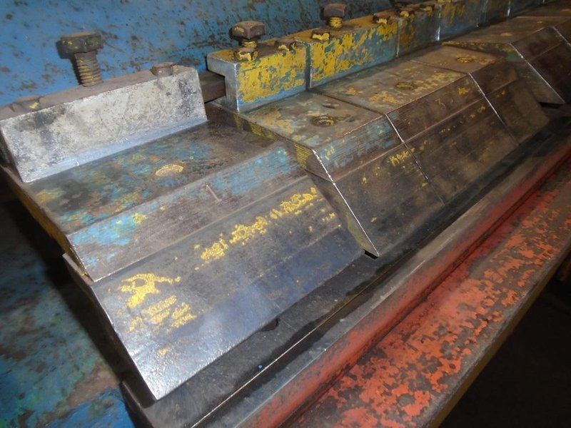 14 Ga x 4 ft., Used Chicago Box &amp; Pan Brake Model BPO 414-6