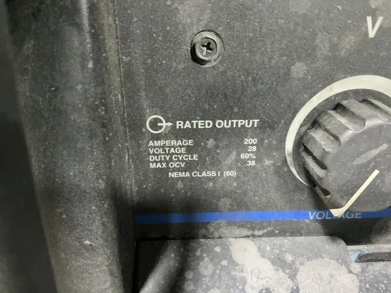Miller  200 A Welder  - Millermatic 252