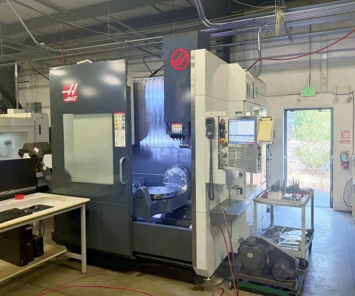 2017 HAAS UMC-750SS | Machining Centers, Vertical, (5-Axis or More)