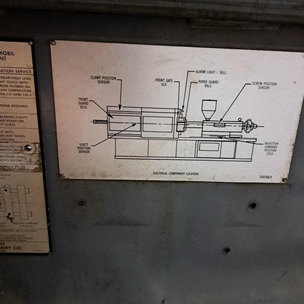300 Ton, 30 oz Van Dorn 300 RS-30F-HT Injection Molding Machine, 1993