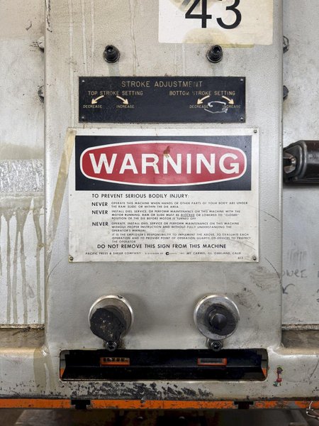 110 TON PACIFIC 110 PF-OBS HYDRAULIC PRESS. STOCK # 0223826.