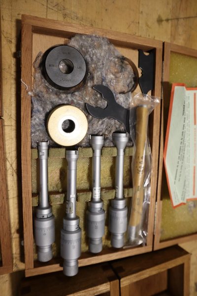 Ingage Inside Bore Micrometers: Etalon, Brown &amp; Sharpe, Fowler, and (1) Mitutoyo Digital- Auction Item