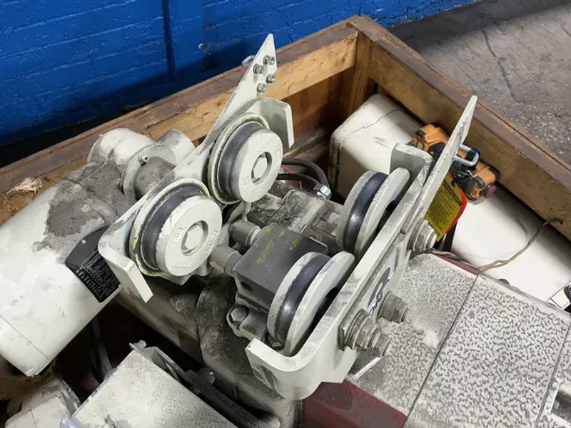 COFFING 3 TON CHAIN HOIST   -  ECMT6016