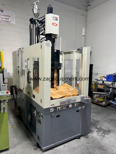 Nissei Used TNX50RIII5V Vertical Injection Molding Machine, Rotary Table, 53 US Ton, 1.66 oz.,  Yr. 2018