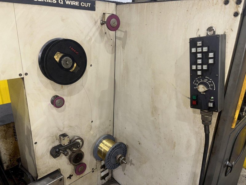 ELOX-FANUC SERIES Q WIRE EDM: YOBRO #23856