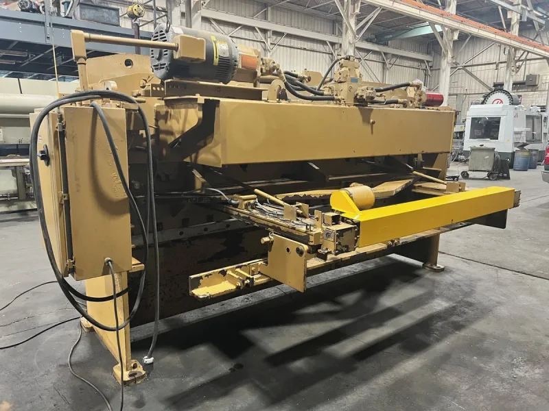 USED 2003 STANDARD 1/4" X 10' HYDRAULIC SHEAR MODEL CS250-10