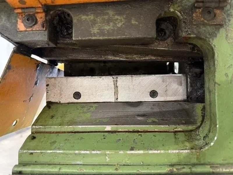 PEDDINGHAUS 50 Peddiworker 50 Ton Hydraulic Ironworker#7568