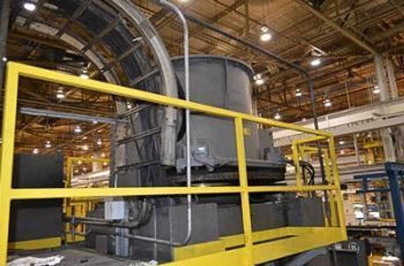 2,400 TON MULLER WEINGARTEN PSM 4.360 SCREW PRESS