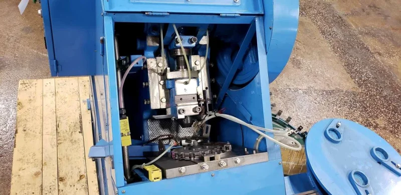 M6-M8 - Nut Washer Assembly Machine