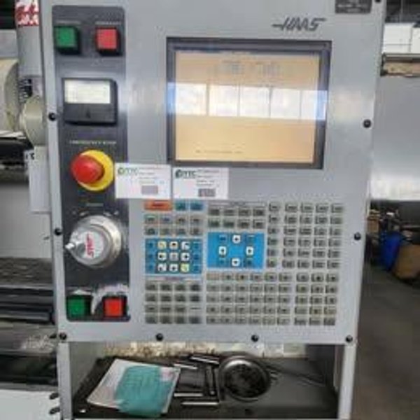 2003 Haas Super VF-4SS CNC Mill – Tooling &amp; Kurt Vises