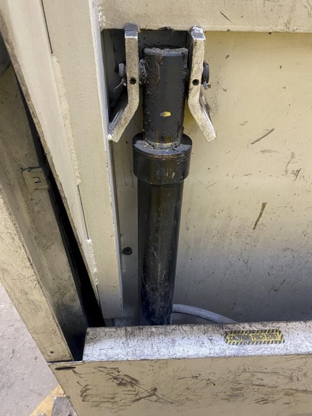 35’ X 60” CP MANUFACTURING MODEL #3495991 CONVEYOR SORTING SYSTEM, WITH DUMP BIN &amp; EXIT DISCHARGE: STOCK #19720