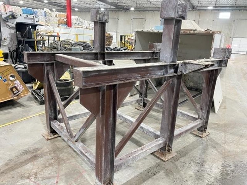 4′ x 8′ Midwestern Industries MEV 48-1 Single Deck Heavy Duty Two Bearing Vibrating Screen, 2020