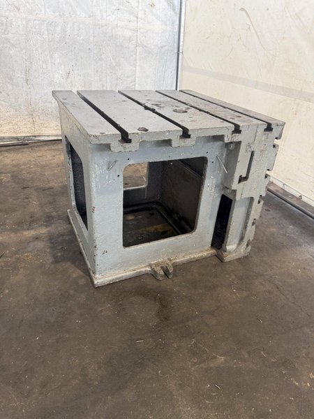 28" W X 28" D X 24" T CARLTON T-SLOTTED 90 DEGREE DRILL BOX TABLE. STOCK # 1012024