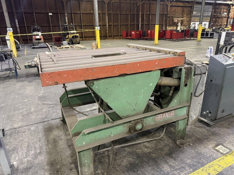 6,000 LB X 48" LBS BRANER HYDRAULIC DOWNLAYER TABLE: YOBRO #25221