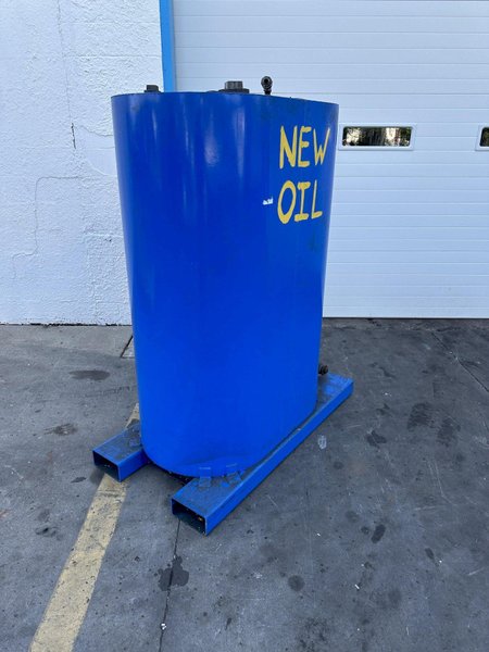 260 GALLON OIL HOLDING TANK: STOCK #78555