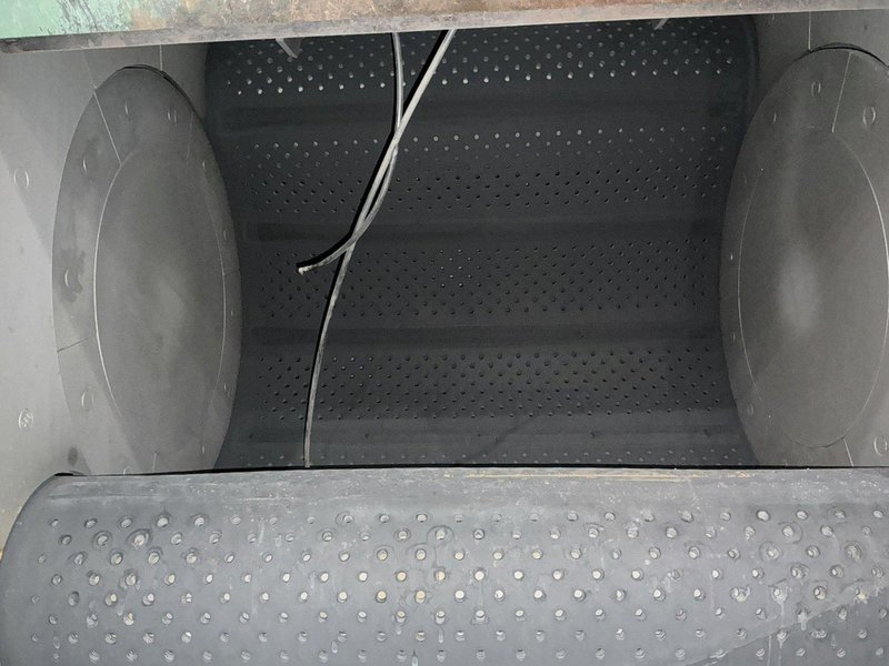 6 CU FT GOFF MODEL #6BB RUBBER BELT TUMBLE TYPE BLAST MACHINE W/ DUST COLLECTOR: YOBRO #25939