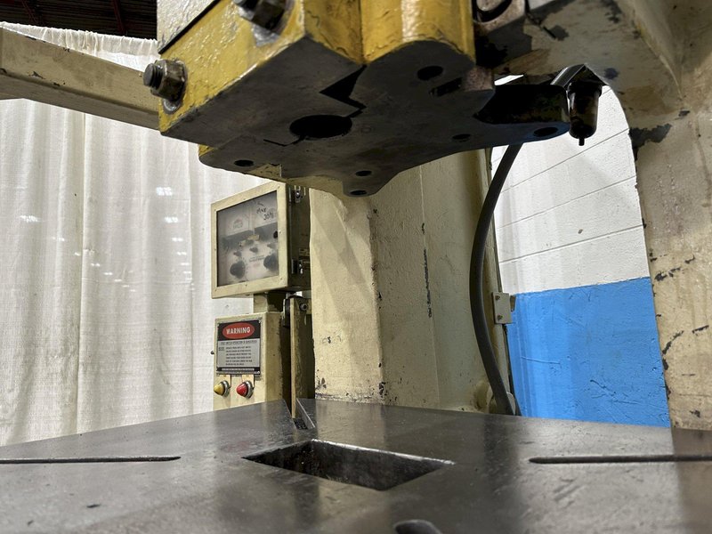 60 TON SOUTHBEND OBI FLYWHEEL  PRESS: STOCK #77515