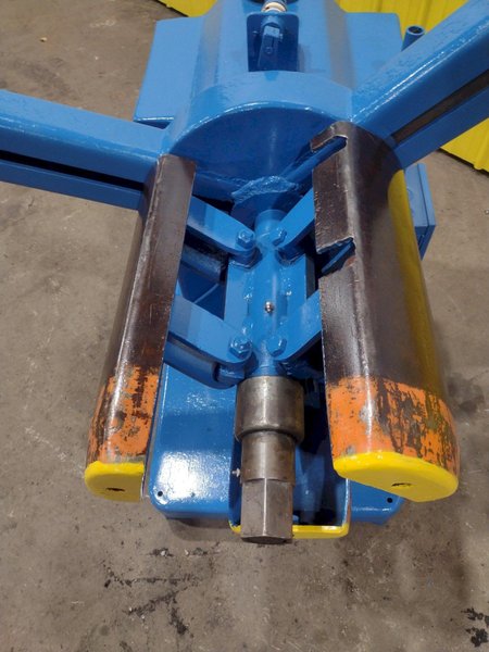 2500 LB 1.25 TON X 18&quot; AMERICAN MOTORIZED MODEL #60  COIL REEL UNCOILER: STOCK #10430