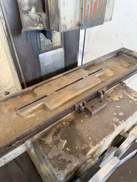 REID SURFACE GRINDER W/ DEDTRU CENTERLESS GRINDING ATTACHMENT. STOCK # 0116626.